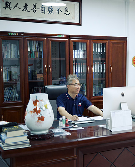 专业生产拉丝模具